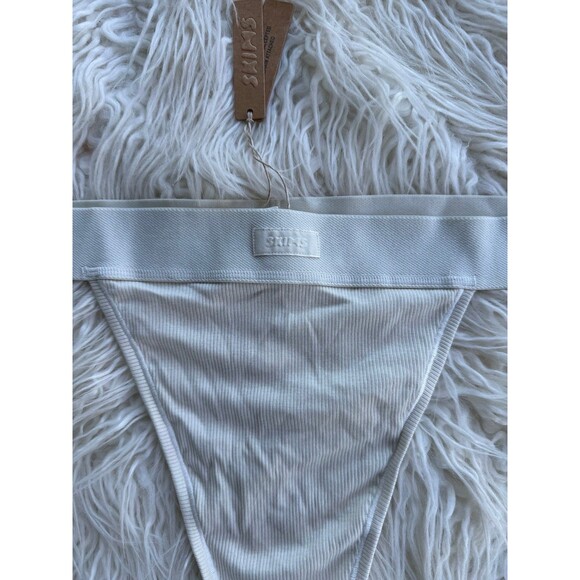Skims Cotton Rib Thong Bone Size Large - Picture 3 of 7
